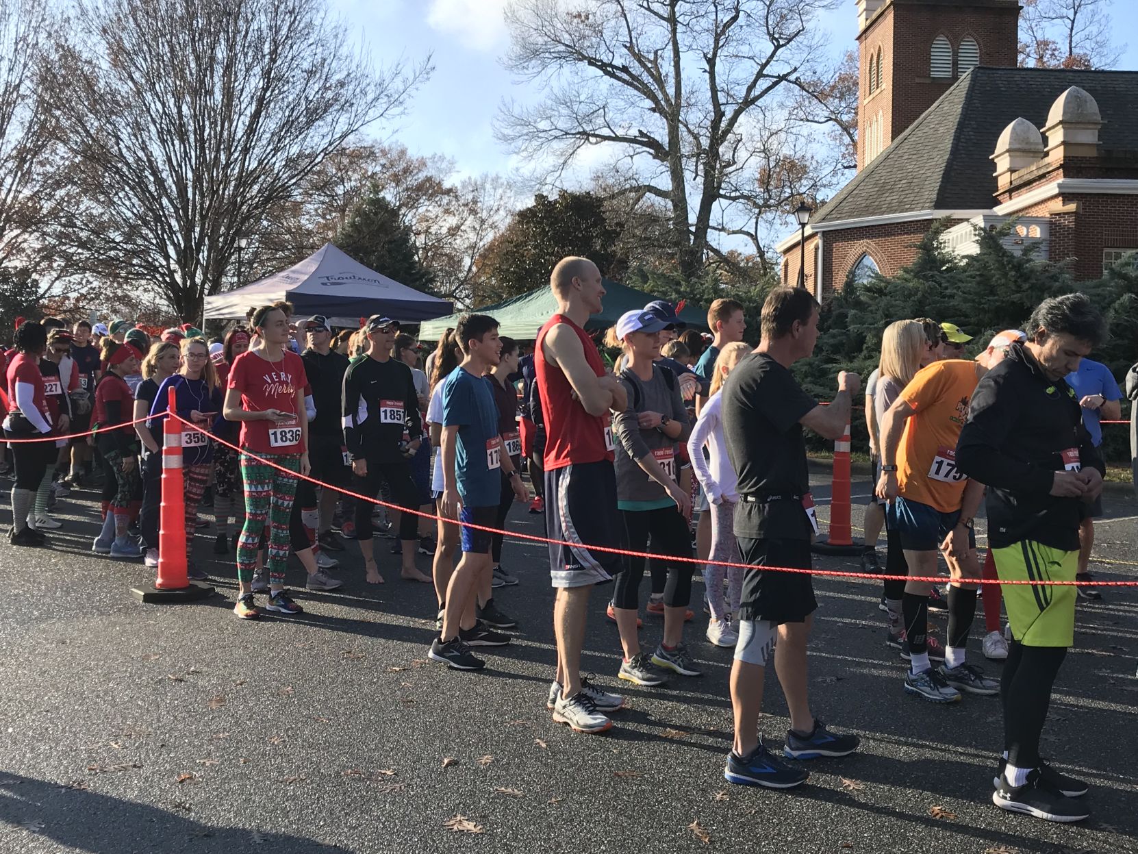 Jingle Run 5K (102).JPG